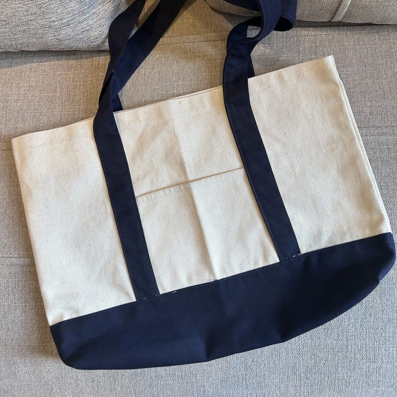 Foto Totebag Kanvas Kombinasi, tampilan 3